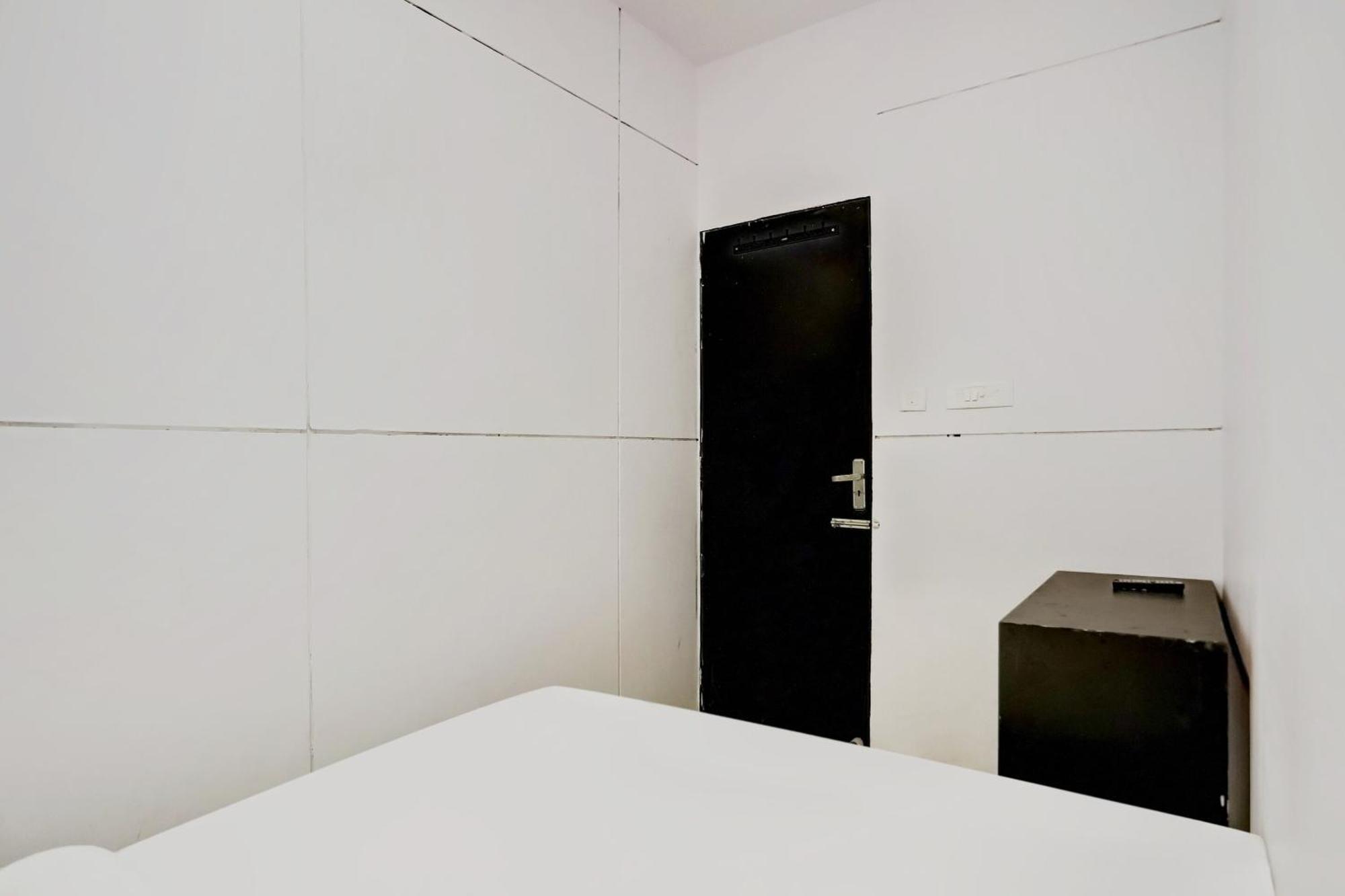 Hotel O North Campus New Delhi Ngoại thất bức ảnh