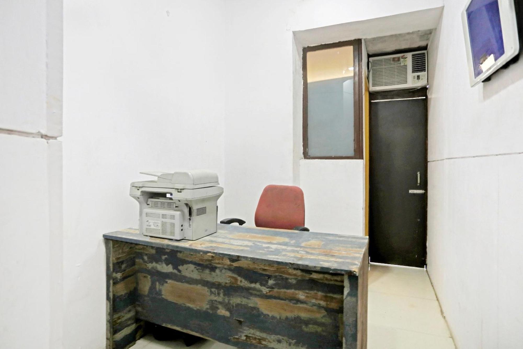 Hotel O North Campus New Delhi Ngoại thất bức ảnh